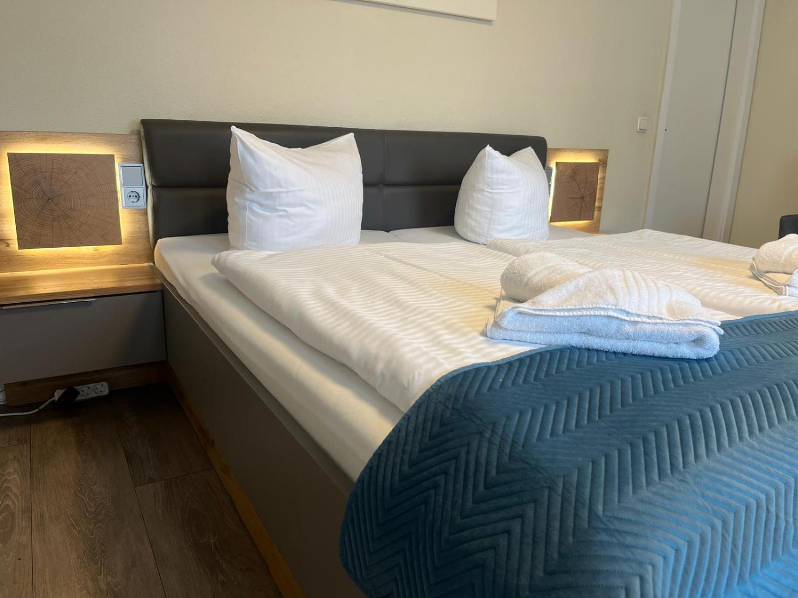 Hotel Pommerscher Hof Zinnowitz Kültér fotó