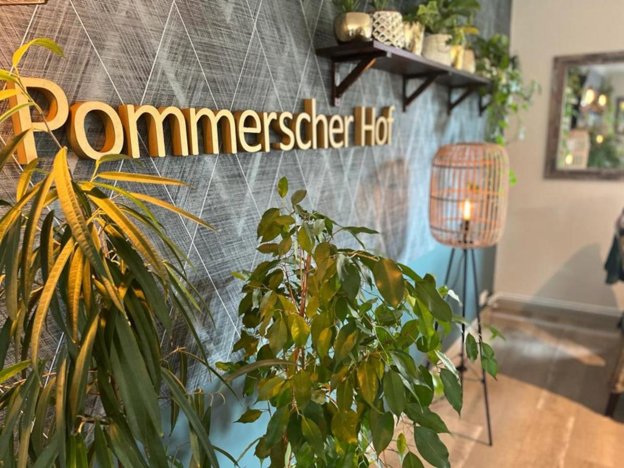 Hotel Pommerscher Hof Zinnowitz Kültér fotó