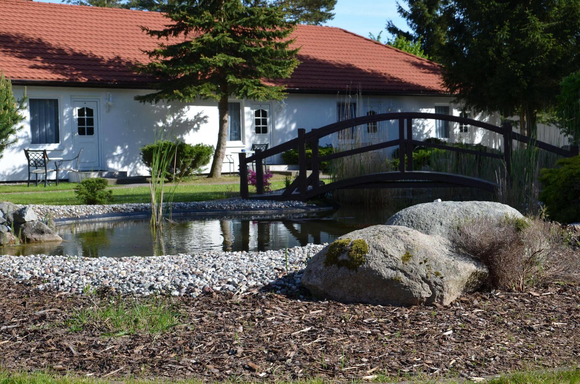 Hotel Pommerscher Hof Zinnowitz Kültér fotó