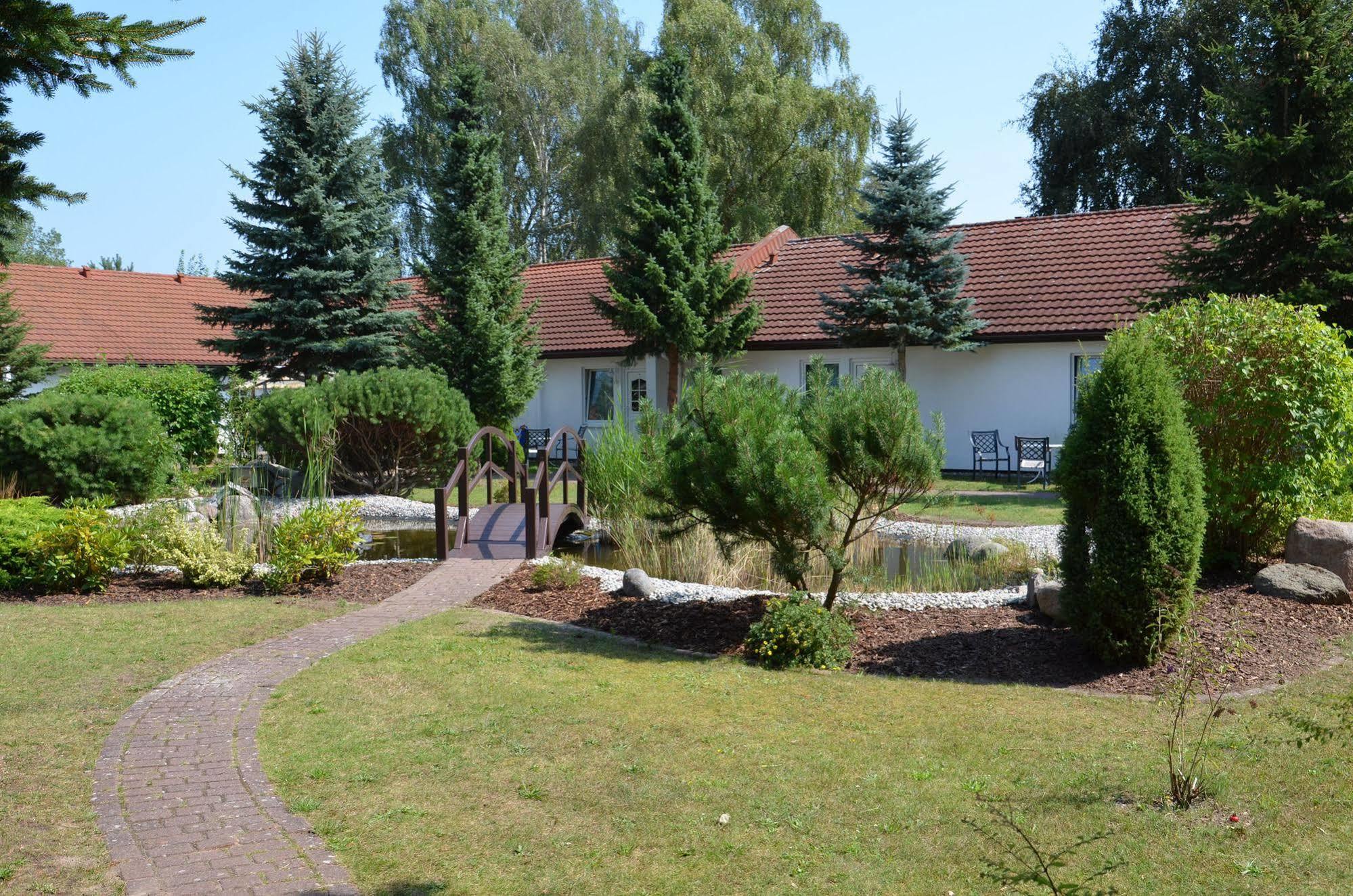Hotel Pommerscher Hof Zinnowitz Kültér fotó